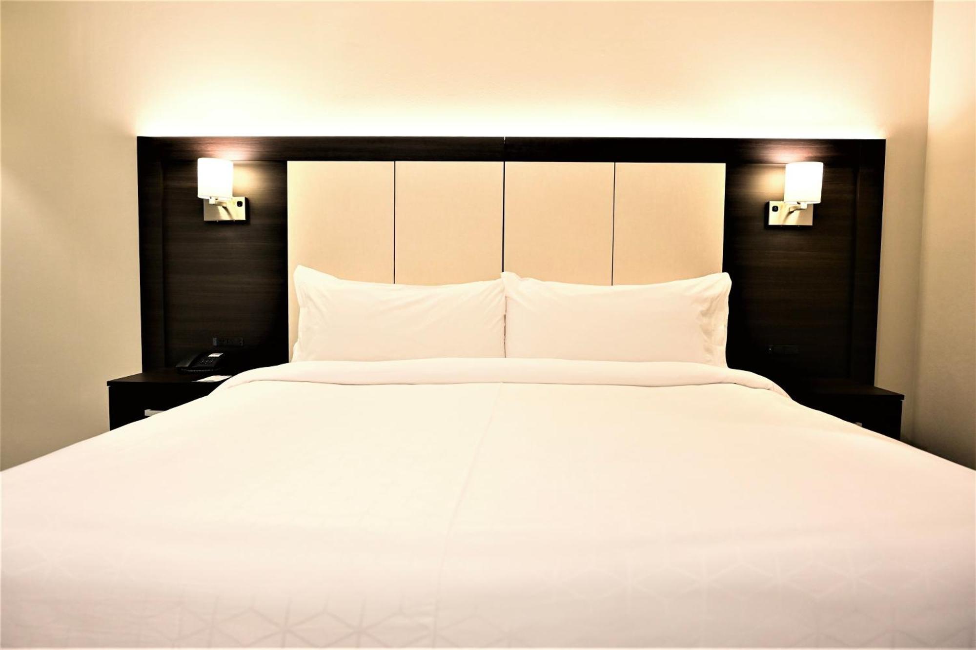 Holiday Inn Express Rosario By Ihg Dış mekan fotoğraf
